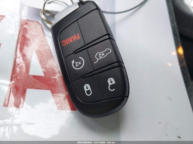 2019 JEEP GRAND CHEROKEE 1C4RJEBG4KC715747 Photo 10