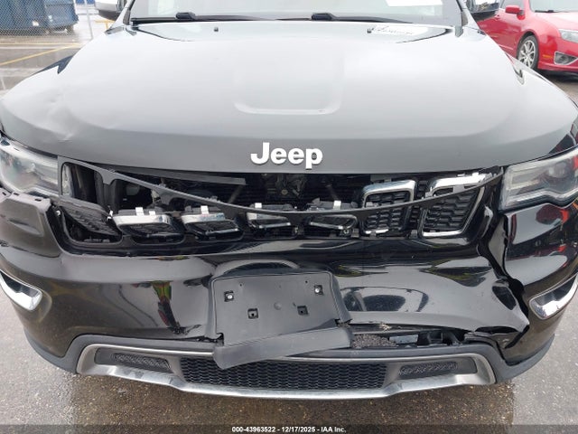 2019 JEEP GRAND CHEROKEE 1C4RJEBG4KC715747 Photo 5