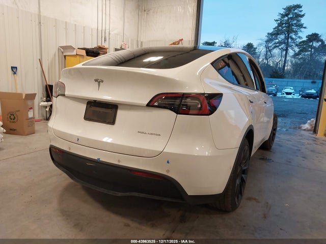 2022 TESLA MODEL Y 7SAYGDEE3NF435942 Photo 3