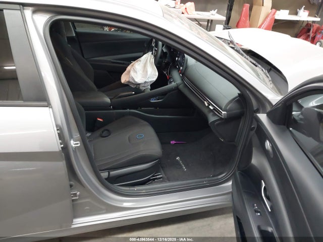 Hyundai ELANTRA SE 2025 KMHLL4DGXSU914329 Image 5