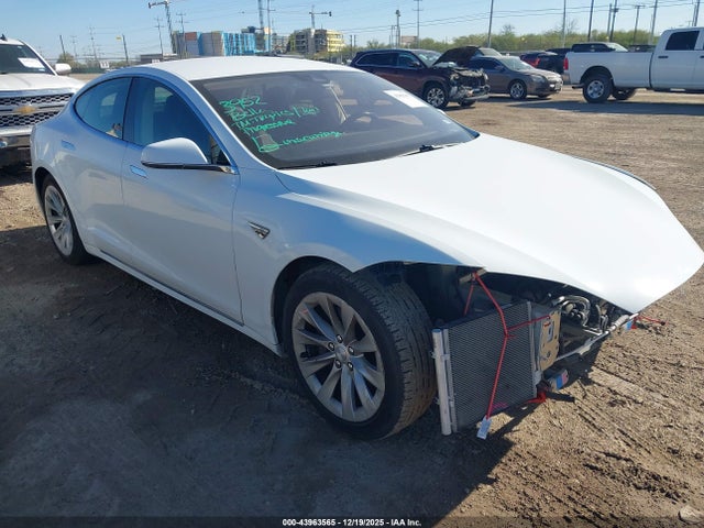 Tesla Model S 60d/70d/75d/85d/90d 2016 5YJSA1E24GF150856 Image 22