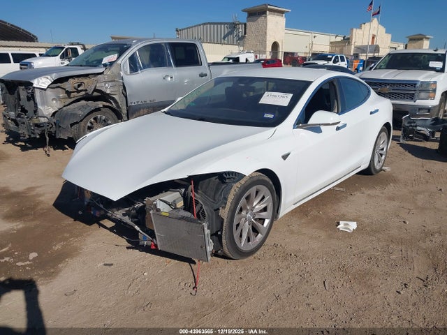 2016 TESLA MODEL S 5YJSA1E24GF150856 Photo 1