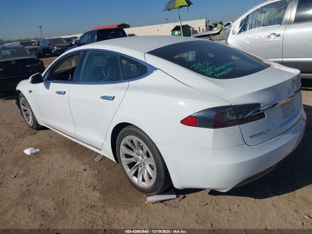2016 TESLA MODEL S 5YJSA1E24GF150856 Photo 2