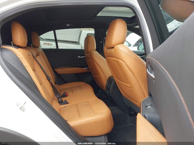 2024 CADILLAC XT4 1GYFZCR45RF184251 Photo 7