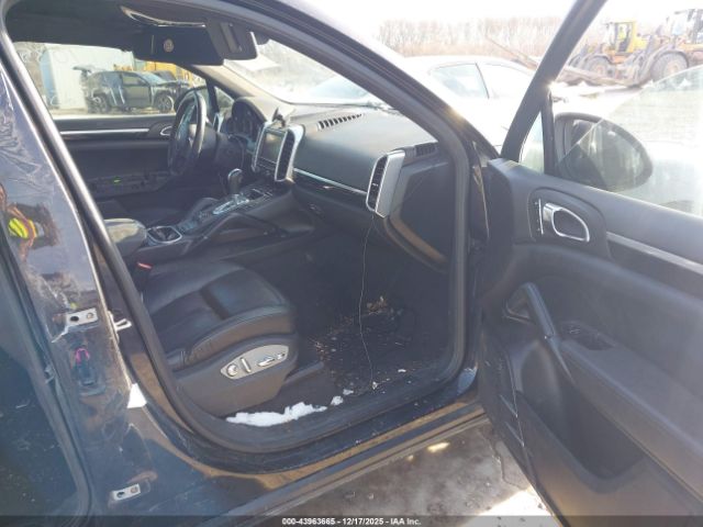 2011 PORSCHE CAYENNE WP1AA2A21BLA09027 Photo 4