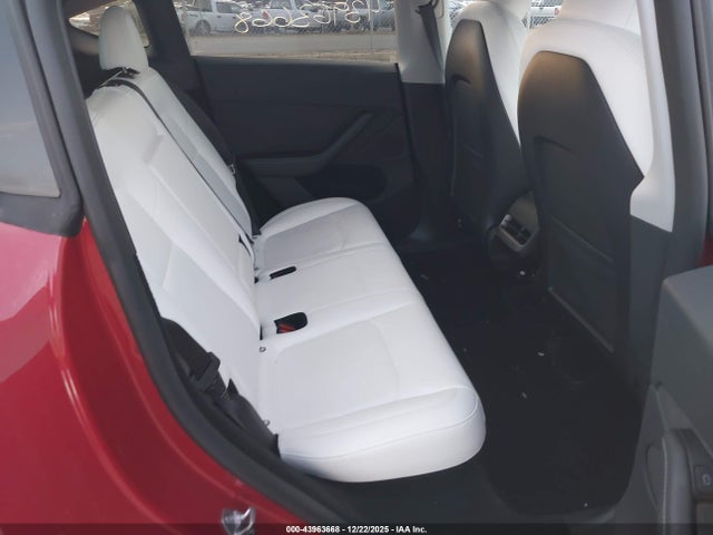 2023 TESLA MODEL Y 7SAYGDEE3PA184128 Photo 7