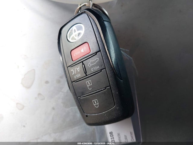 Toyota BZ4X XLE 2024 JTMAAAAA9RA031897 Image 11