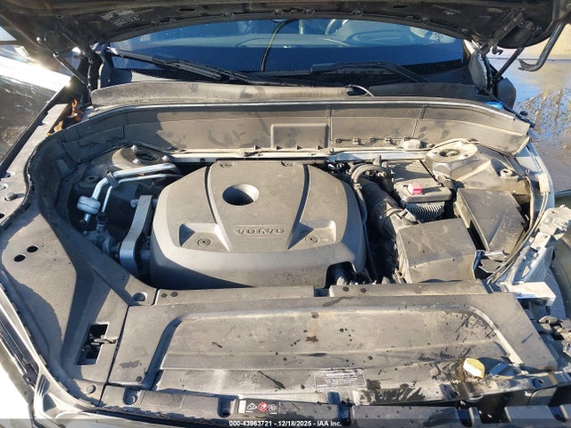 2017 VOLVO XC90 YV4A22PM4H1182890 Photo 9