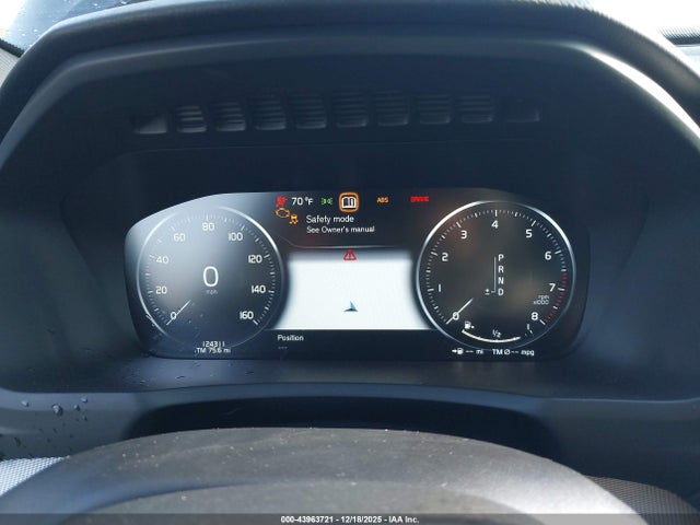 2017 VOLVO XC90 YV4A22PM4H1182890 Photo 6