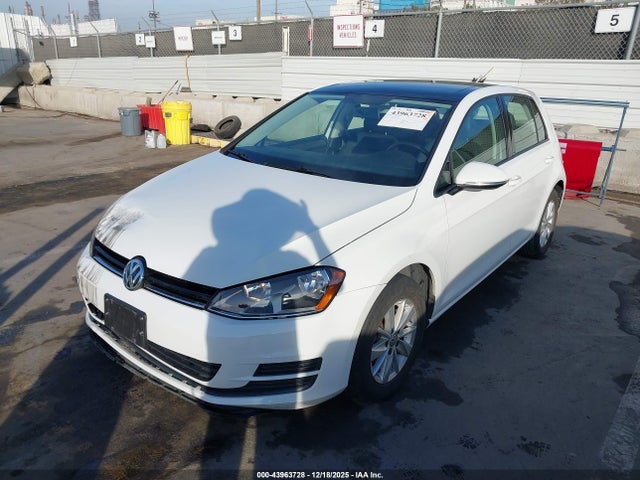 3VW217AU5FM033952 Volkswagen Golf Tsi S 4-door