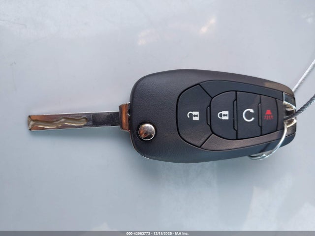 KL77LGEP8SC290717 Chevrolet Trax 1rs