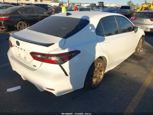 2024 TOYOTA CAMRY HYBRID 4T1G31AK9RU061294 Photo 3