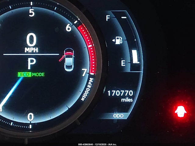 Lexus RC 200T 2016 JTHHA5BC1G5002856 Image 15