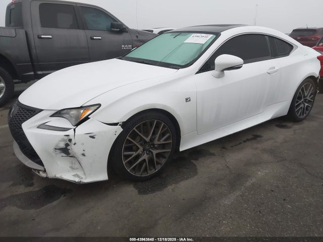 Lexus RC 200T 2016 JTHHA5BC1G5002856 Image 2