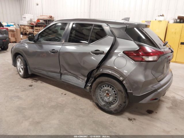 2022 NISSAN KICKS 3N1CP5BV1NL513365 Photo 2