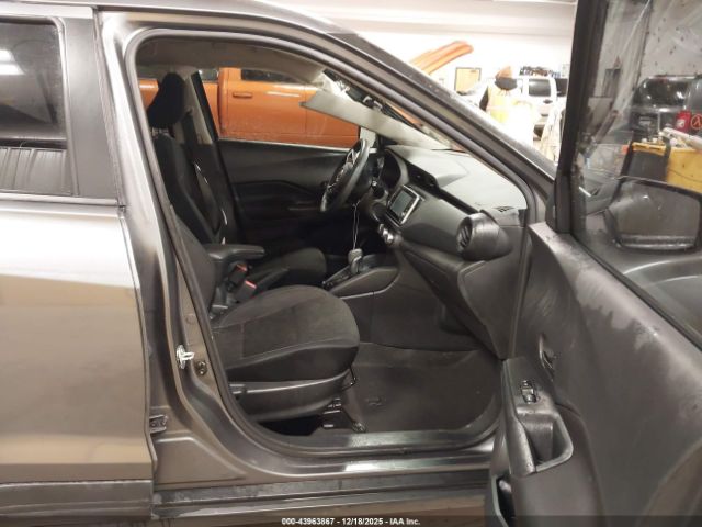 2022 NISSAN KICKS 3N1CP5BV1NL513365 Photo 4