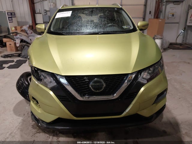 JN1BJ1CW7LW374945 Nissan Rogue Sport Sv Awd Xtronic Cvt