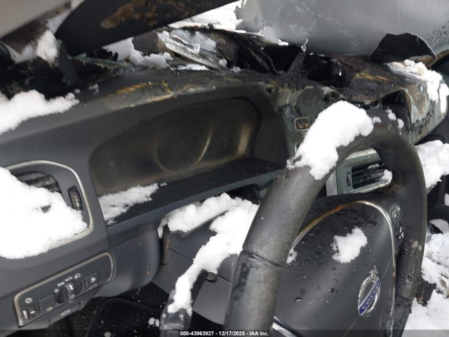 Volvo S60 T5 Premier 2016 YV1612TK6G2401786 Image 7