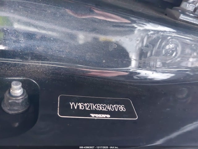 Volvo S60 T5 Premier 2016 YV1612TK6G2401786 Image 9