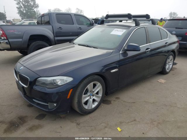 2011 BMW 528I WBAFR1C50BC742636 Photo 1