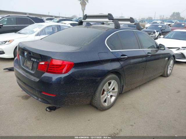 2011 BMW 528I WBAFR1C50BC742636 Photo 3
