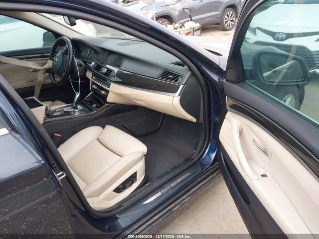 2011 BMW 528I WBAFR1C50BC742636 Photo 4