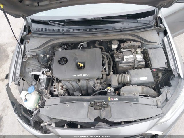 KMHD74LF5HU152537 Hyundai ELANTRA SE