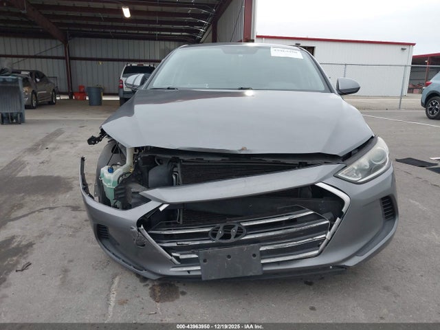 KMHD74LF5HU152537 Hyundai ELANTRA SE