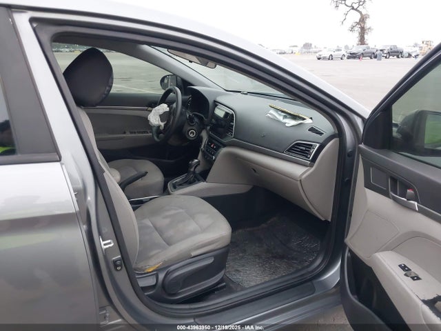 KMHD74LF5HU152537 Hyundai ELANTRA SE