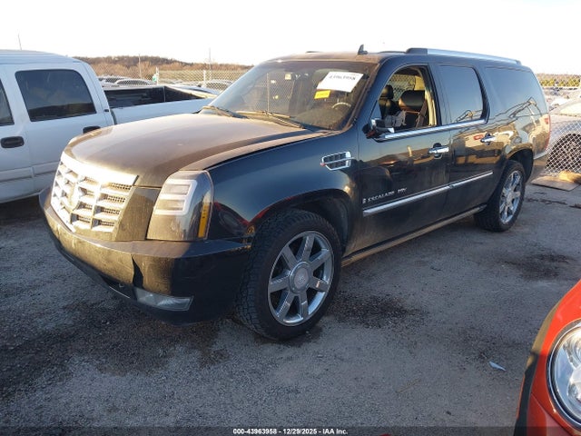 2009 CADILLAC ESCALADE ESV 1GYFK26229R258564 Photo 1