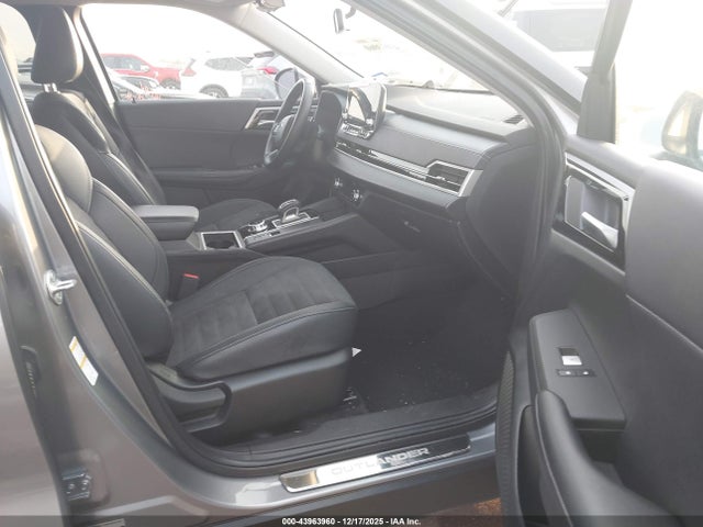 2024 MITSUBISHI OUTLANDER JA4J3VA88RZ010937 Photo 4