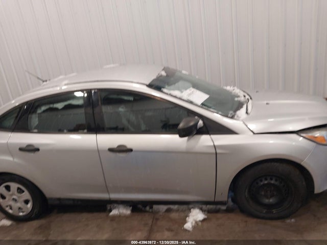 Ford FOCUS S 2018 1FADP3E21JL211383 Image 14