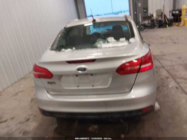 Ford FOCUS S 2018 1FADP3E21JL211383 Image 17
