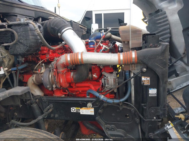 1XKYD49X2FJ422275 Kenworth Construction T680