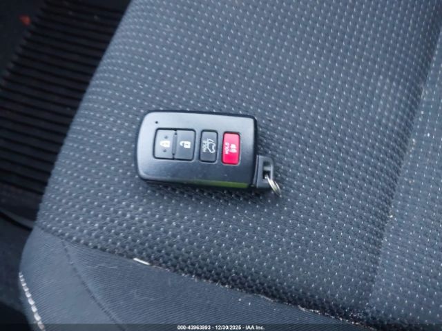 2018 TOYOTA RAV4 JTMRFREV0JJ188822 Photo 10