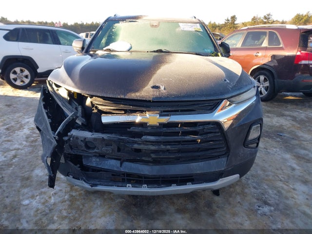 3GNKBHR48MS503501 Chevrolet Blazer Awd 2lt