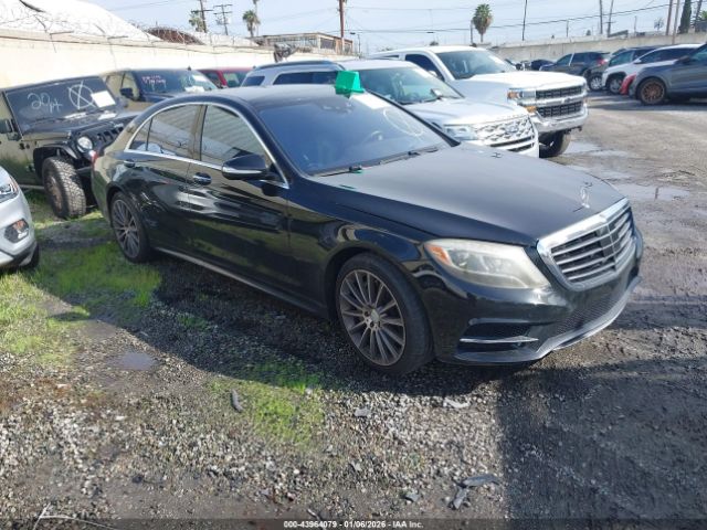 2015 MERCEDES-BENZ S 550 WDDUG8CB4FA135368