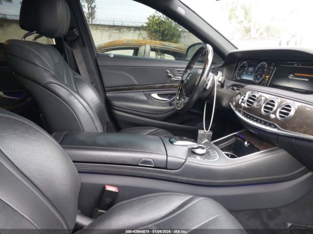 2015 MERCEDES-BENZ S 550 WDDUG8CB4FA135368 Photo 4