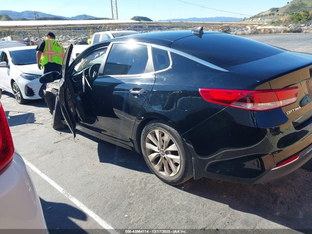 5XXGT4L37JG267042 KIA Optima Lx