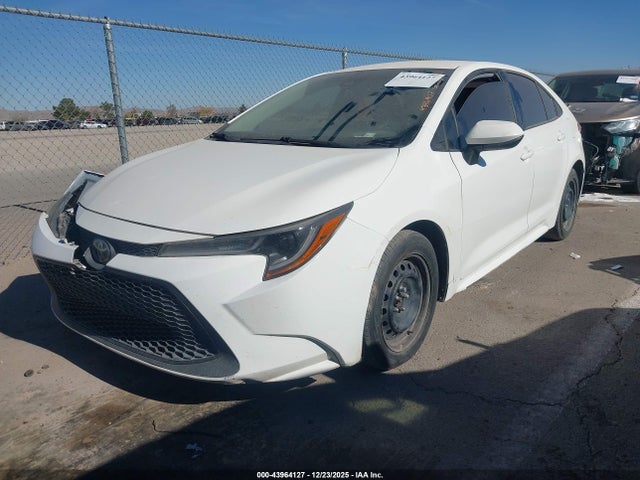 Toyota COROLLA LE 2021 5YFEPMAE8MP183257 Image 2