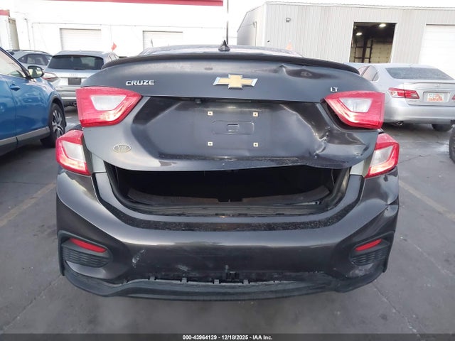 1G1BD5SM8H7174565 Chevrolet Cruze Lt Manual