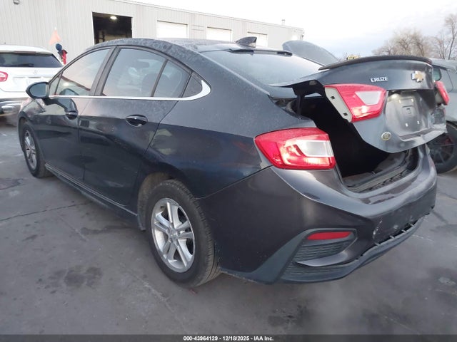1G1BD5SM8H7174565 Chevrolet Cruze Lt Manual
