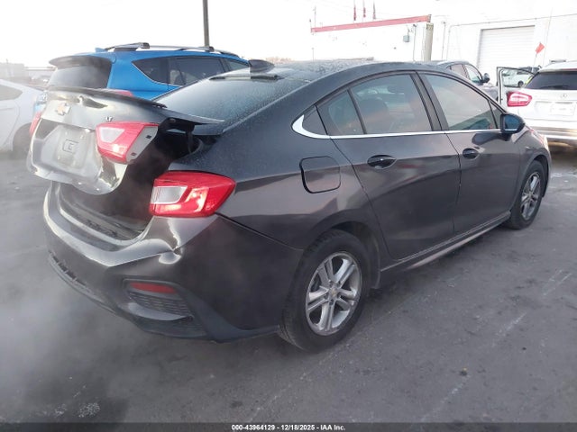 1G1BD5SM8H7174565 Chevrolet Cruze Lt Manual