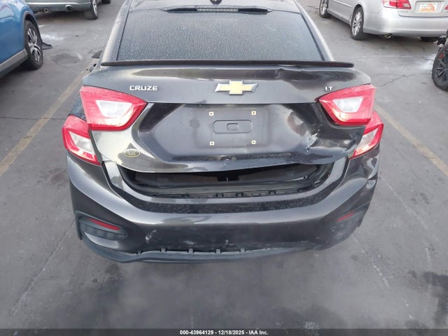 1G1BD5SM8H7174565 Chevrolet Cruze Lt Manual