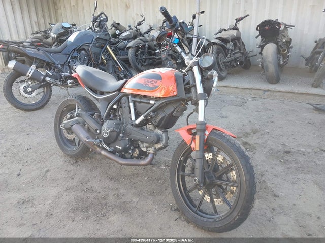 2016 DUCATI SCRAMBLER ML015AXG0GT000121
