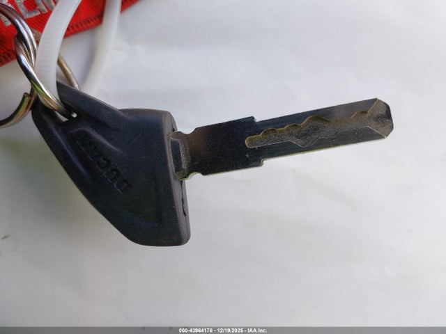 2016 DUCATI SCRAMBLER ML015AXG0GT000121 Photo 10