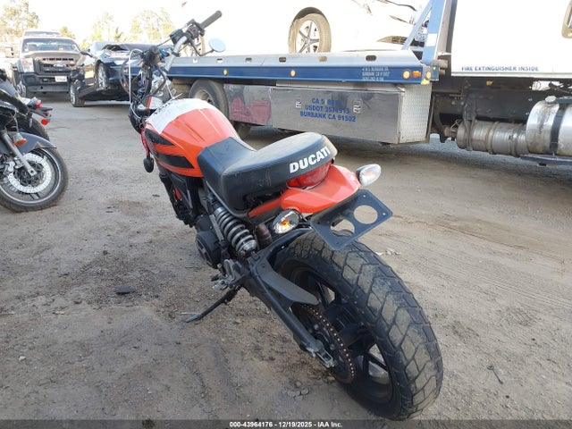 2016 DUCATI SCRAMBLER ML015AXG0GT000121 Photo 2