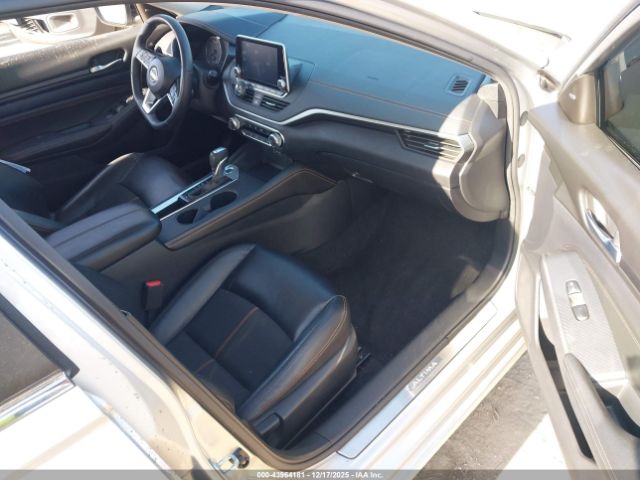 2019 NISSAN ALTIMA 1N4BL4CVXKC213527 Photo 4