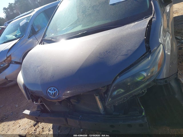 Aukcja sprzedaży 2016 Toyota Sienna Se 8 Passenger, vin: 5TDXK3DC0GS721263, numer aukcji: 43964200