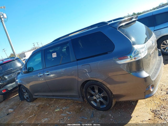 Aukcja sprzedaży 2016 Toyota Sienna Se 8 Passenger, vin: 5TDXK3DC0GS721263, numer aukcji: 43964200